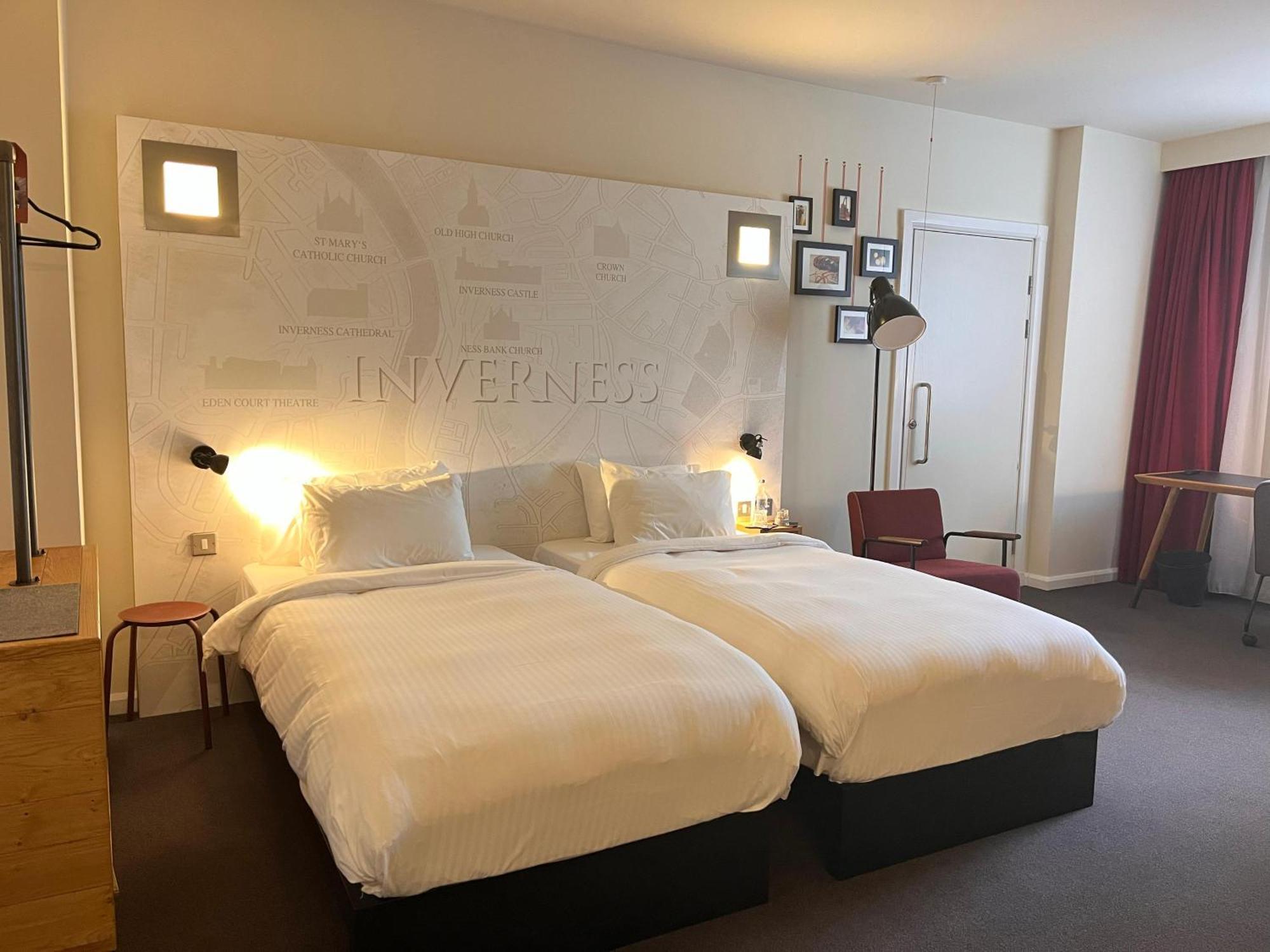 B&B Hotel Инвернесс Экстерьер фото